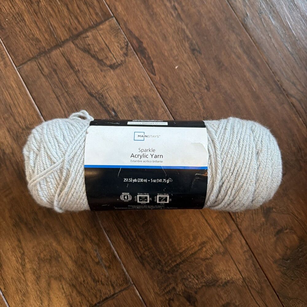 Mainstays 5 Oz Sparkle Acyrilic Yarn Metallic Platnium Silver 1 Skein New